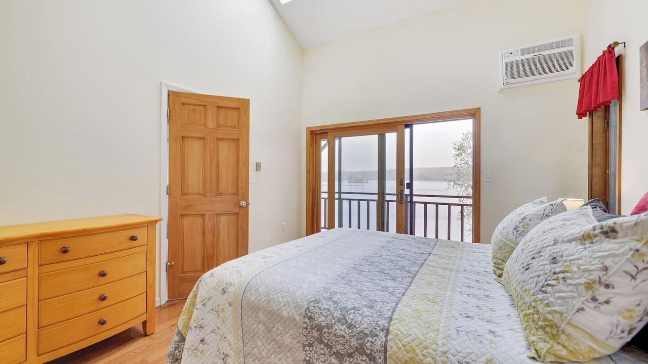 Photo of Bedroom in Gouldsboro