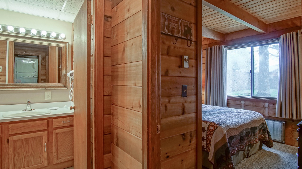 Photo of Bedroom in Edray