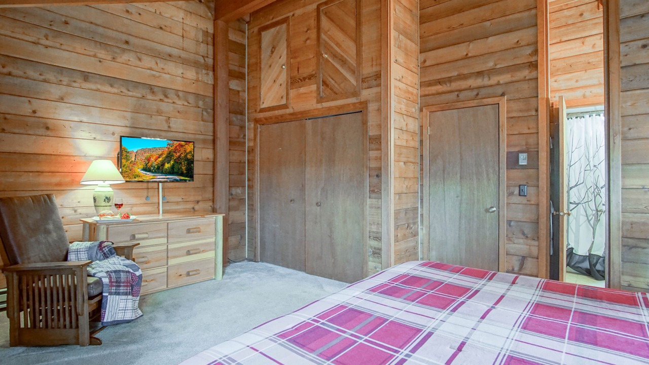 Photo of Bedroom in Edray