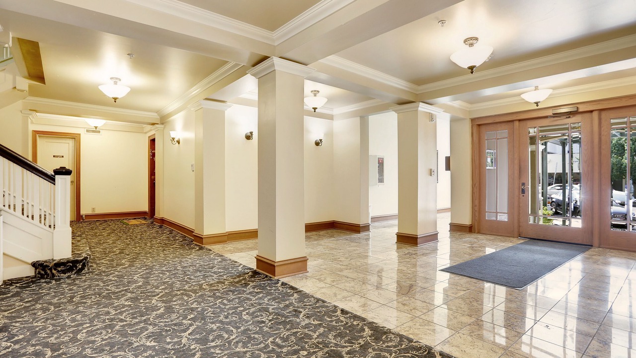 Photo of Others in Stadium District