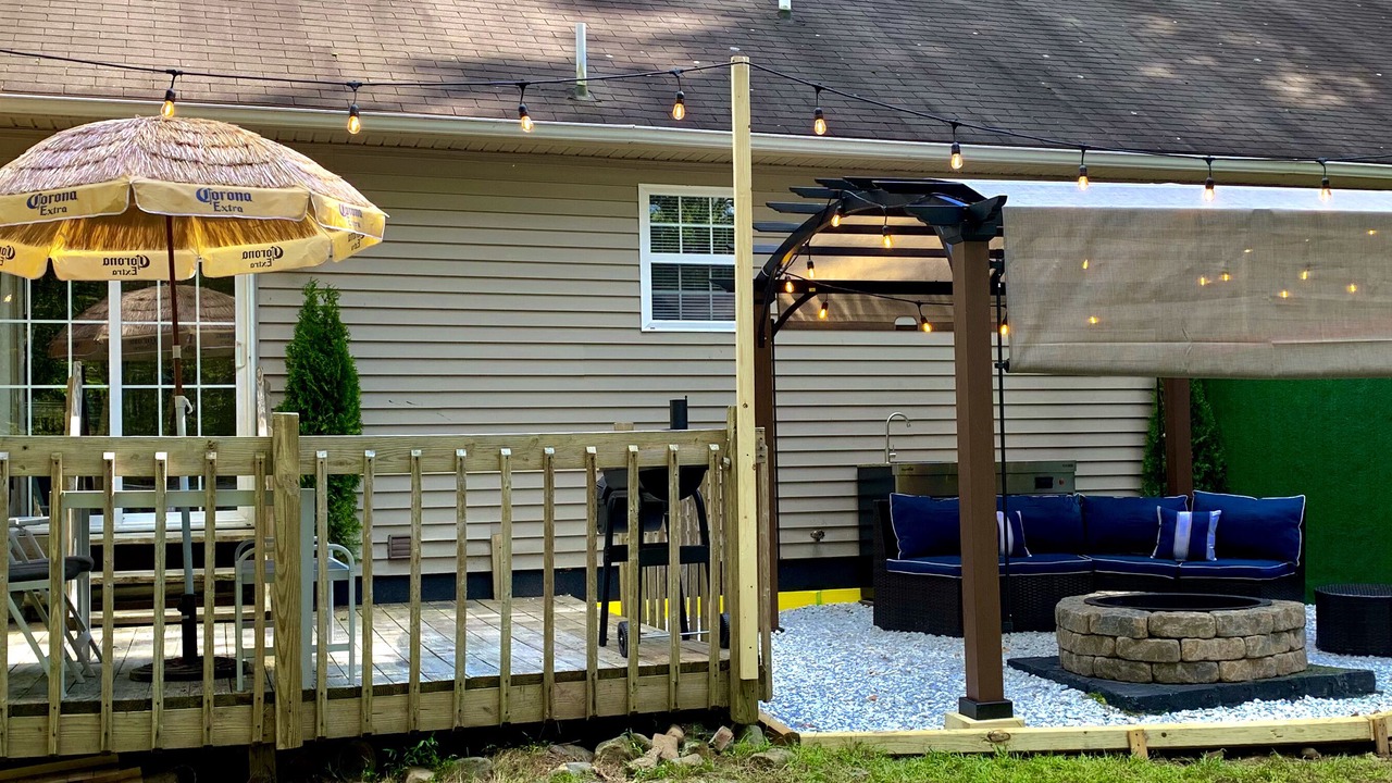 Photo of Patio Balcony in Long Pond