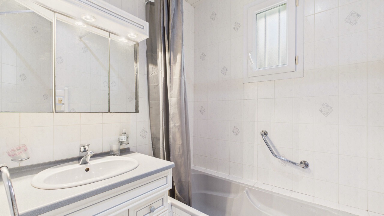 Photo of Bathroom in Commequiers