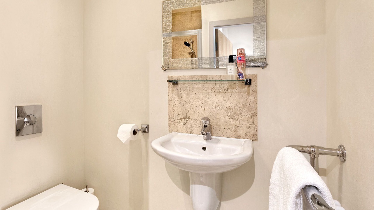 Photo of Bathroom in Harrogate City Centre