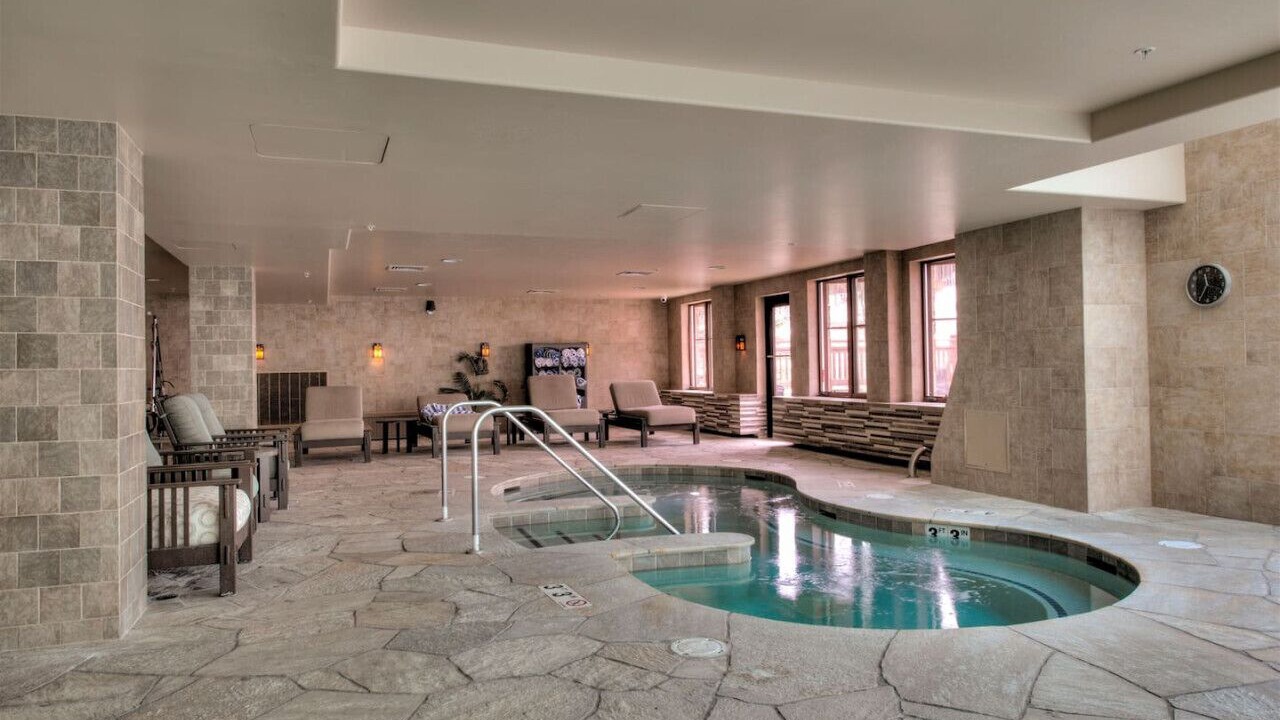 Photo of Others in Peak 8