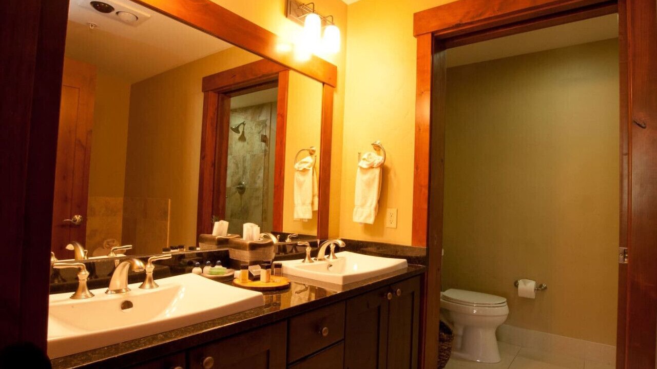 Photo of Others in Peak 8