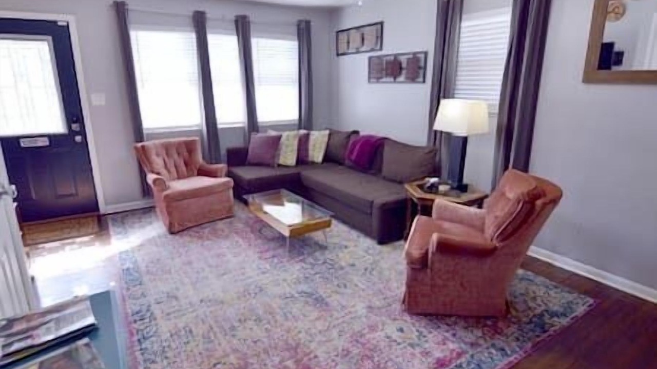 Photo of Livingroom in Bloomington