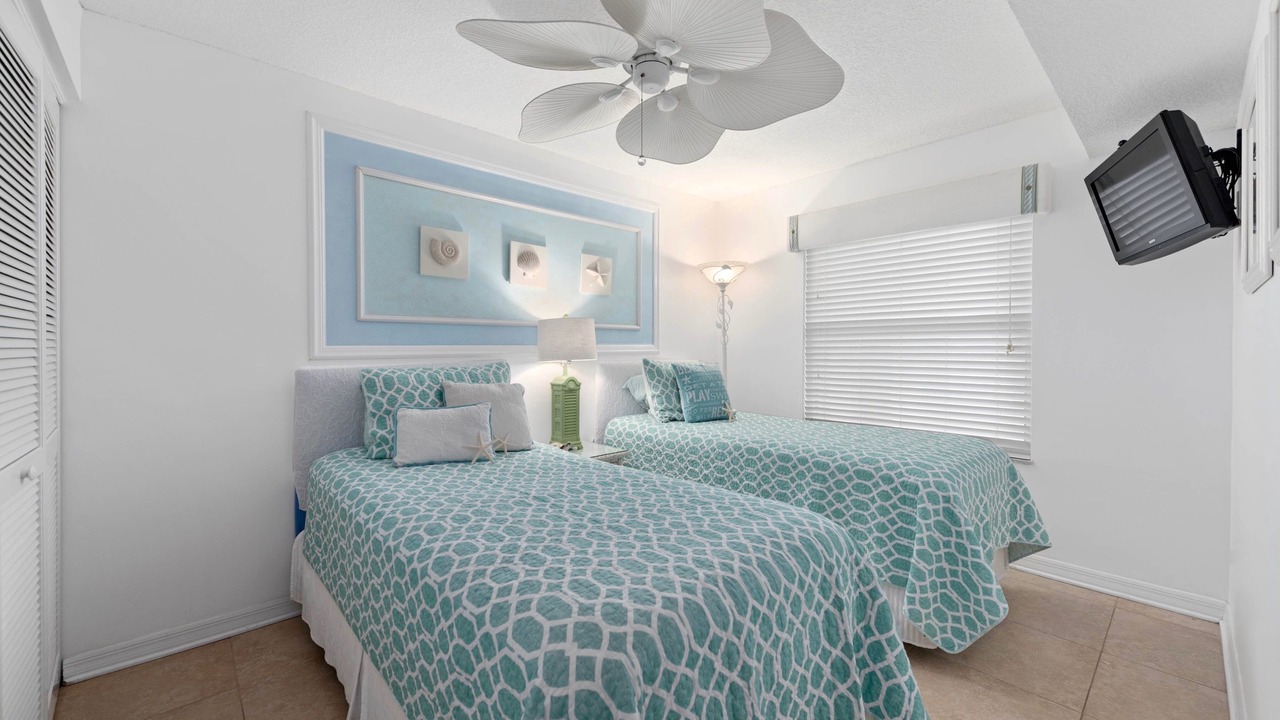 Photo of Bedroom in Seawinds Condo