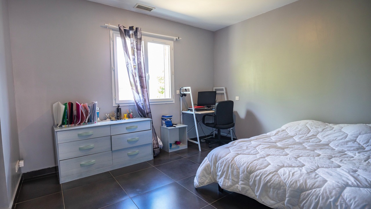 Photo of Bedroom in Montpeyroux