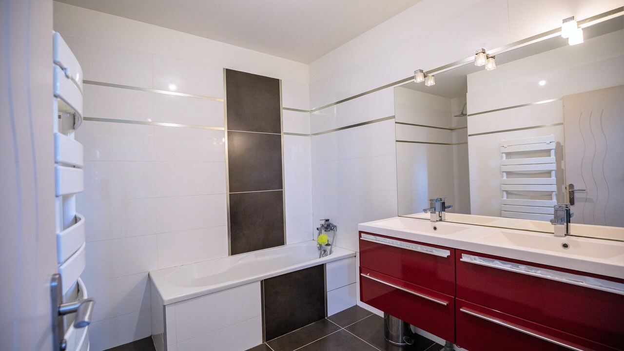 Photo of Bathroom in Montpeyroux