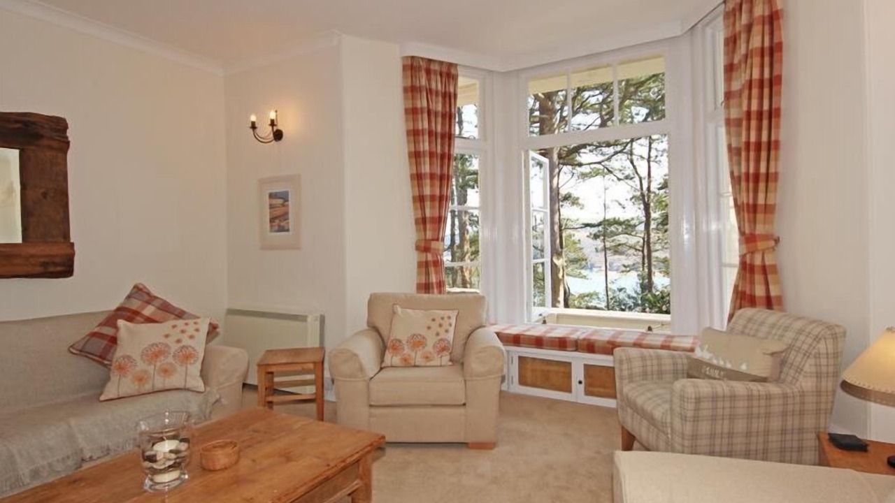 Photo of Livingroom in Salcombe