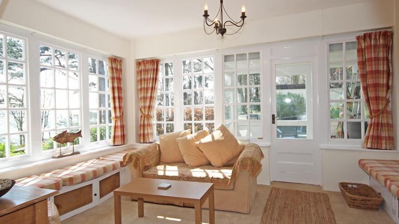 Photo of Livingroom in Salcombe