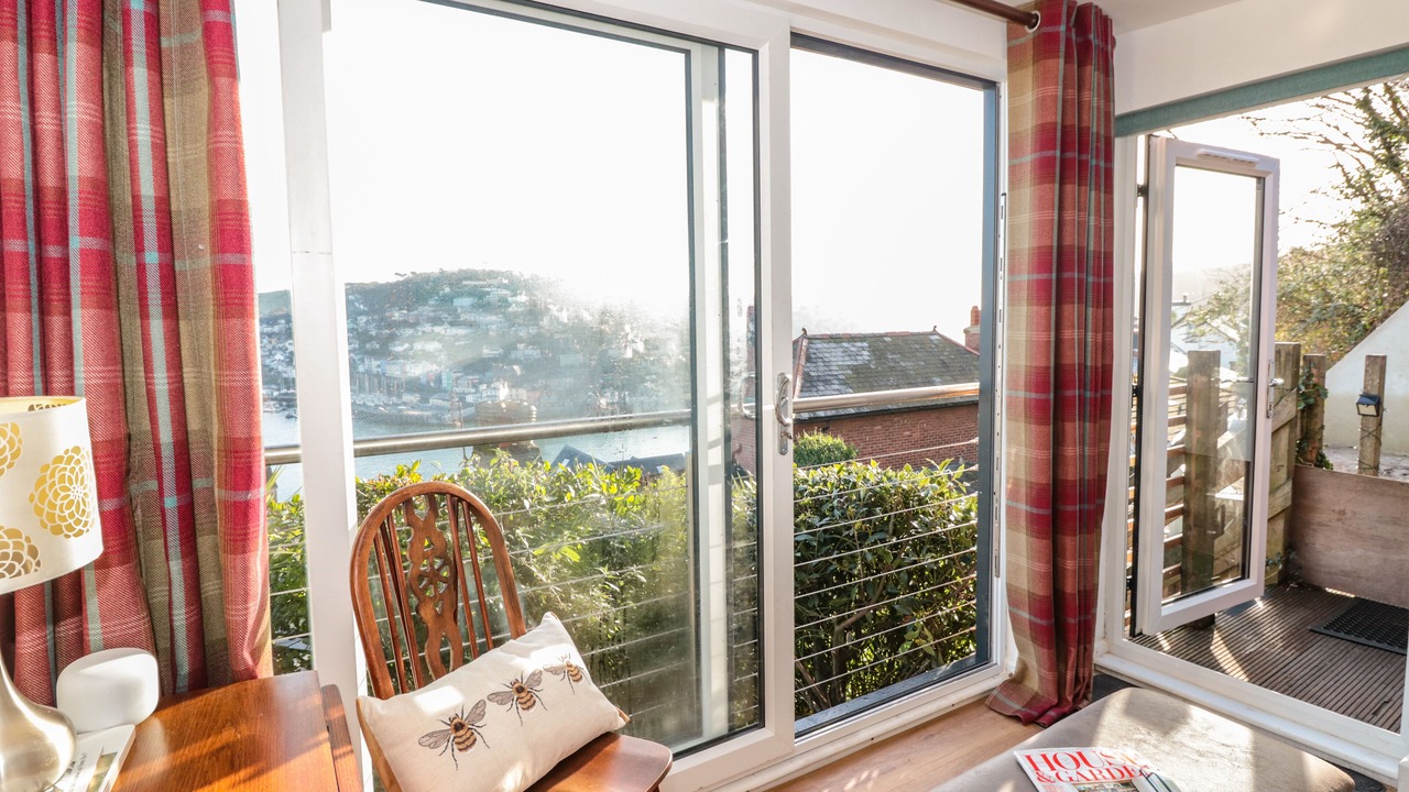 Photo of Livingroom in Dartmouth