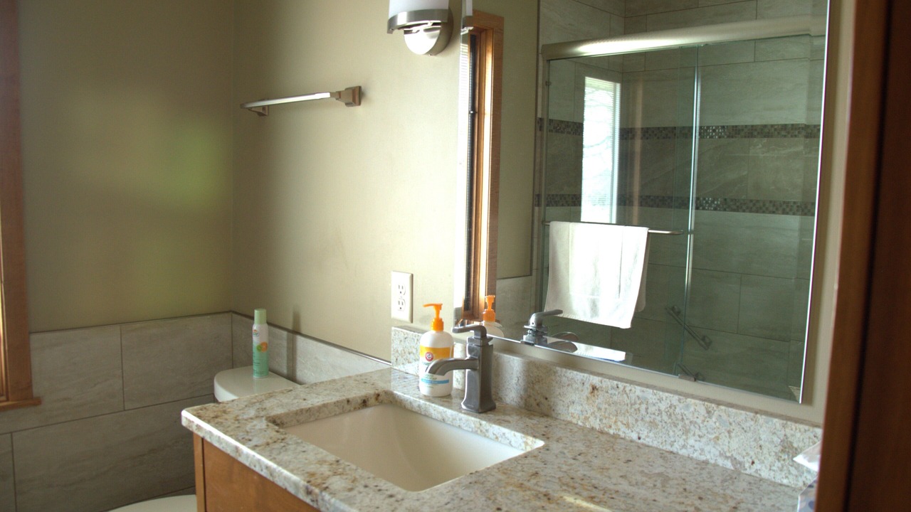 Photo of Bathroom in Alexandria