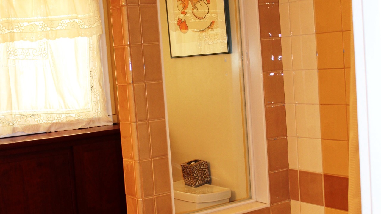 Photo of Bathroom in Maxwell Park