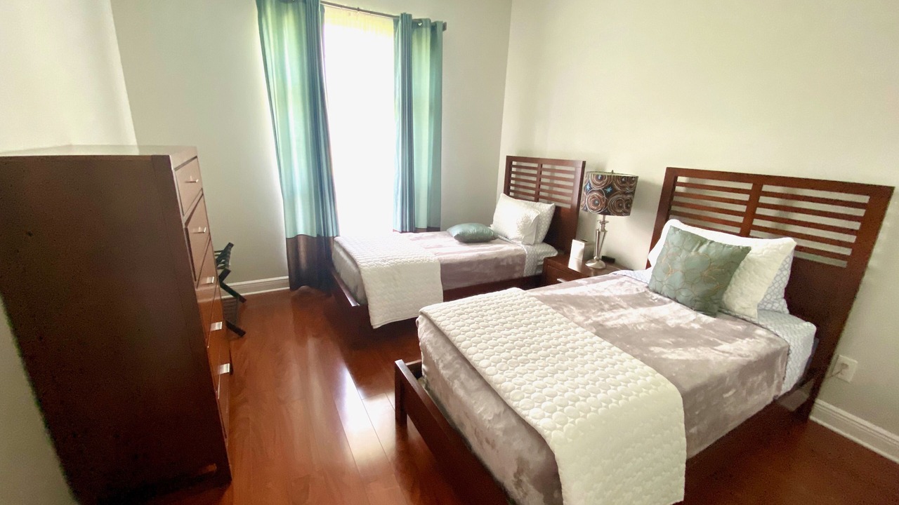 Photo of Bedroom in Lake Worth