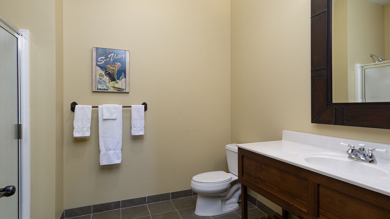 Photo of Bathroom in Edray