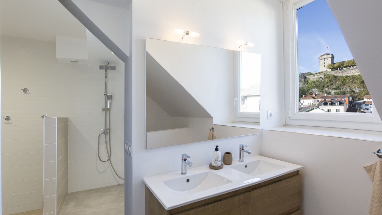 Photo of Bathroom in Lourdes