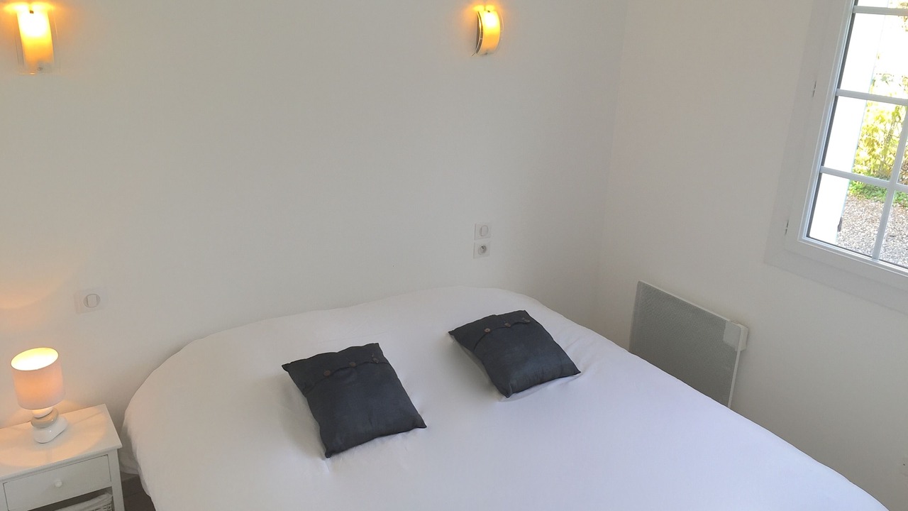 Photo of Bedroom in Ayros-Arbouix