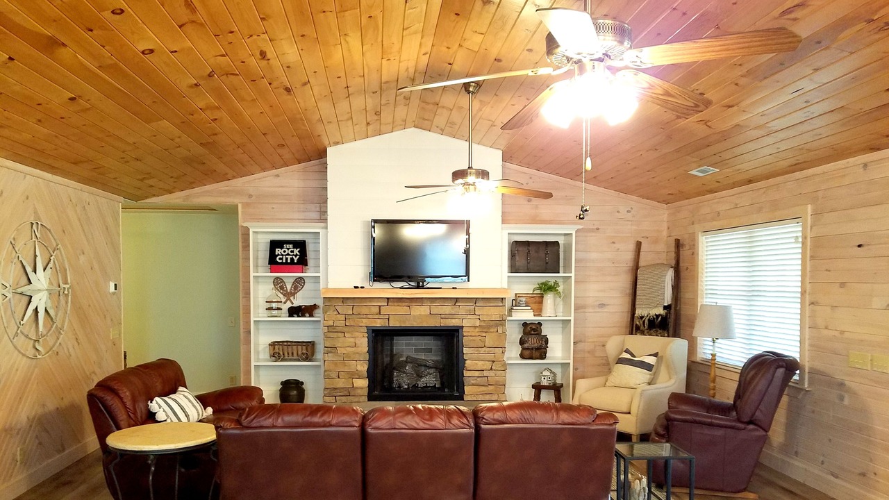 Photo of Livingroom in Clayton