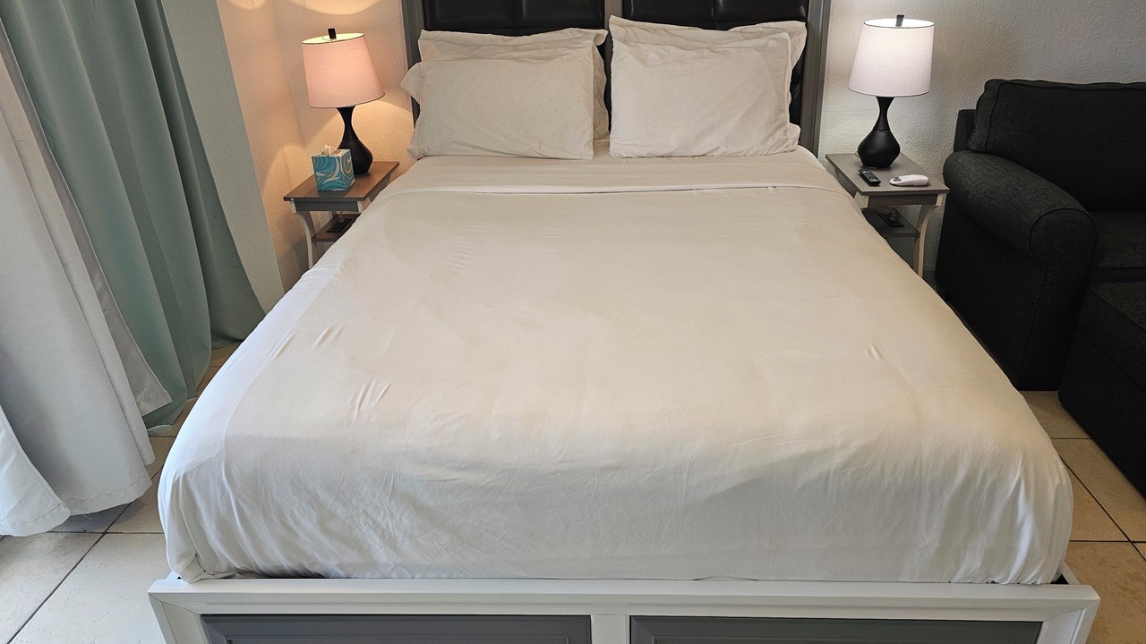 Photo of Bedroom in Galt Mile