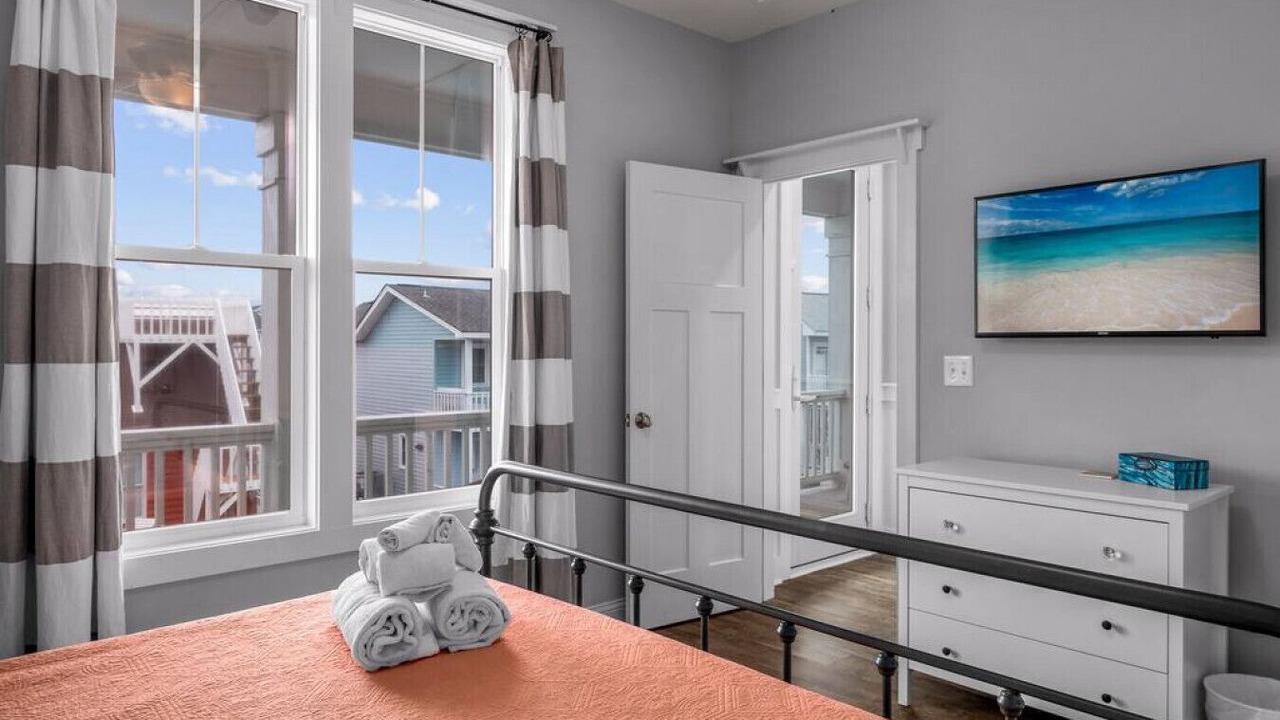 Photo of Bedroom in Holden Beach