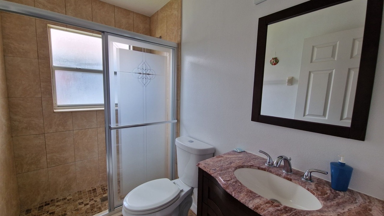 Photo of Bathroom in Eagle Pointe South