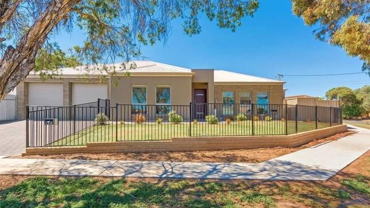 Photo of Outdoor in Enfield