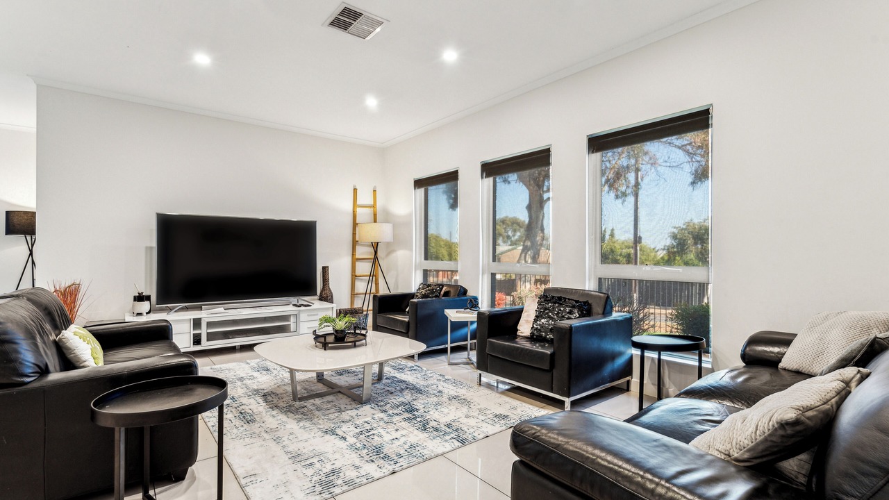 Photo of Livingroom in Enfield