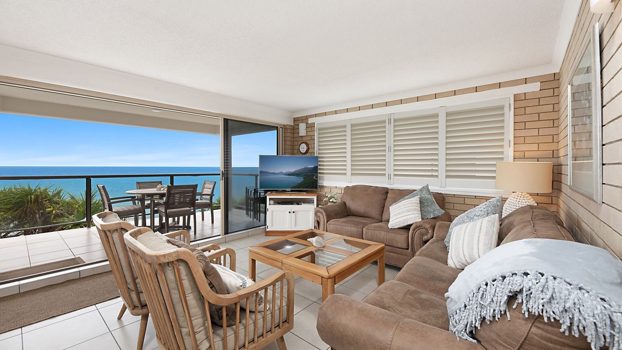 Photo of Livingroom in Moffat Beach