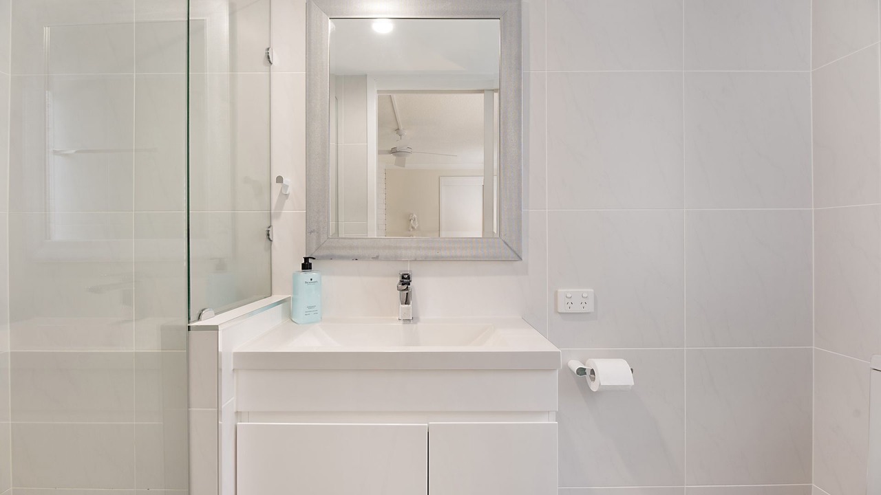 Photo of Bathroom in Moffat Beach