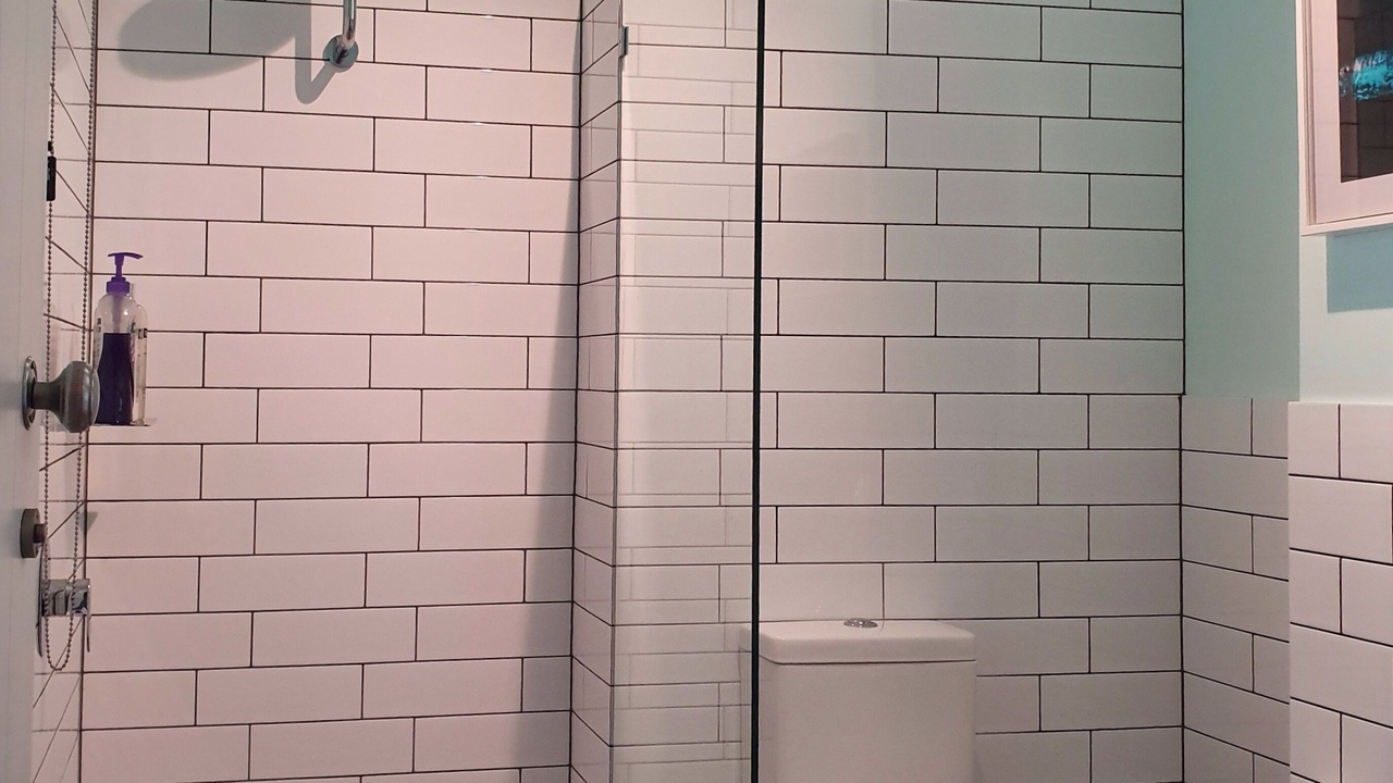 Photo of Bathroom in Lake Tabourie