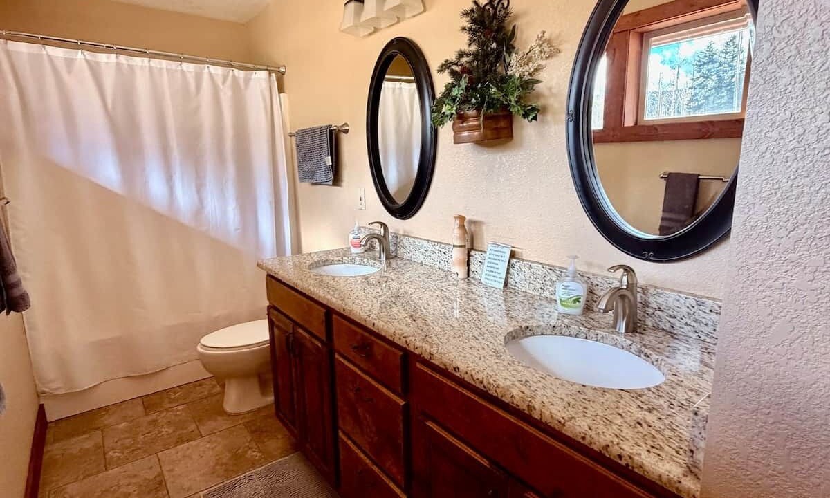 Photo of Bathroom in Victor