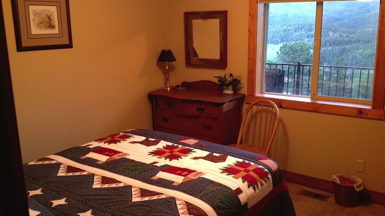 Photo of Bedroom in Victor