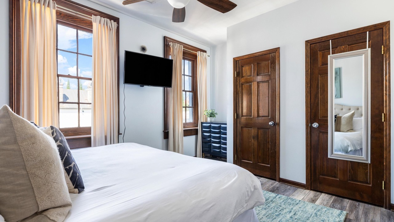 Photo of Bedroom in Downtown Charleston