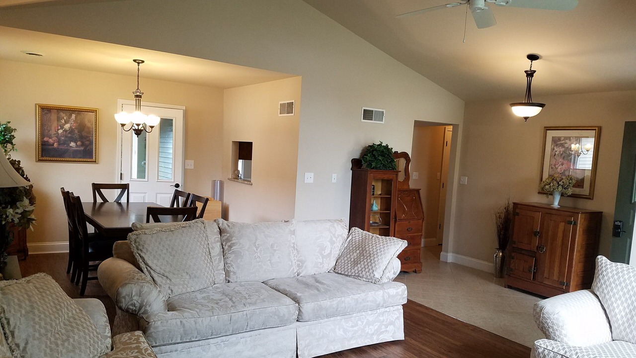 Photo of Livingroom in Mechanicsburg