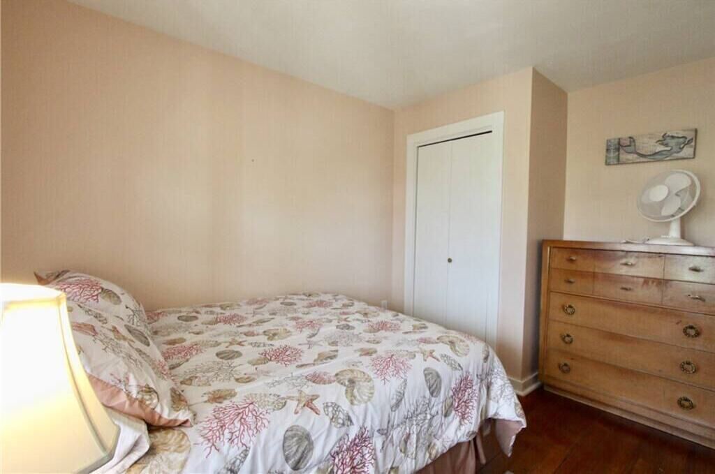 Photo of Bedroom in Newport