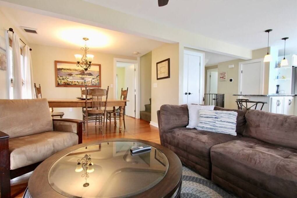 Photo of Livingroom in Newport