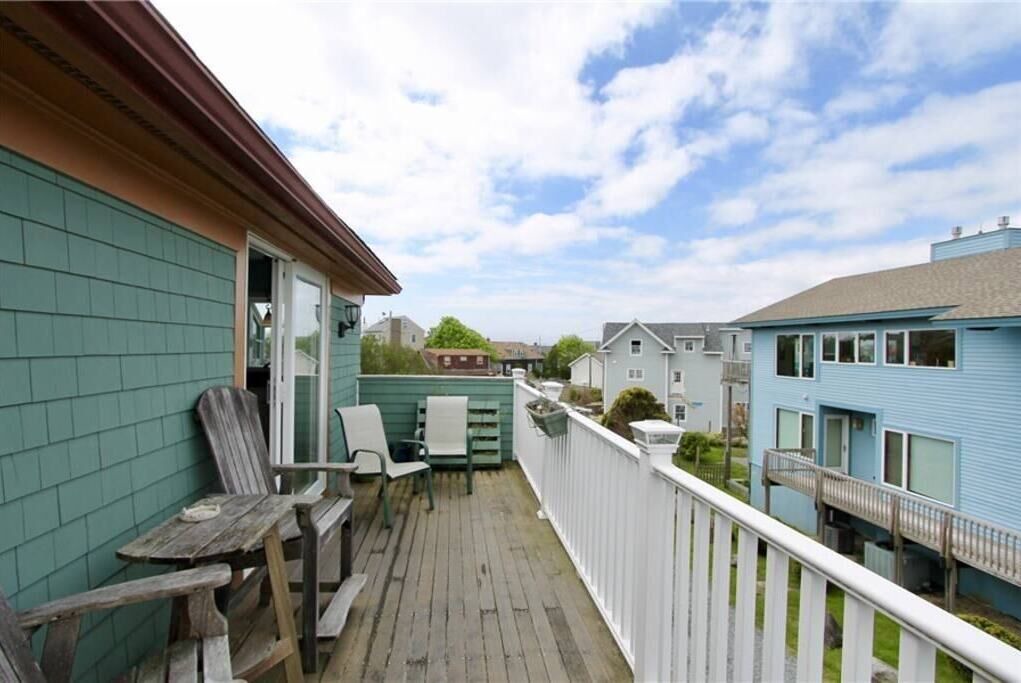 Photo of Others in Newport