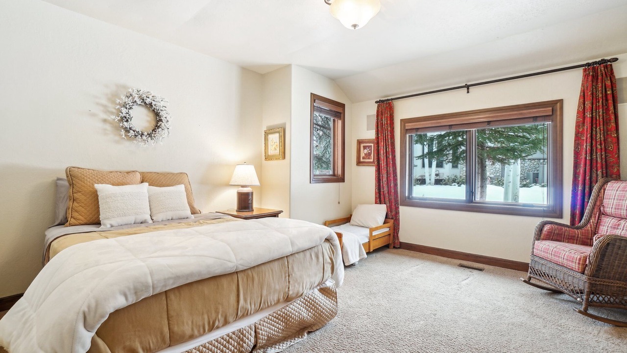 Photo of Bedroom in Park Meadows