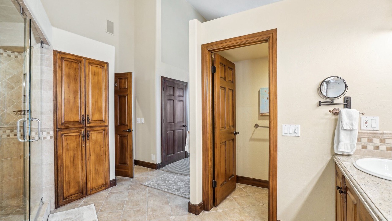 Photo of Bathroom in Park Meadows