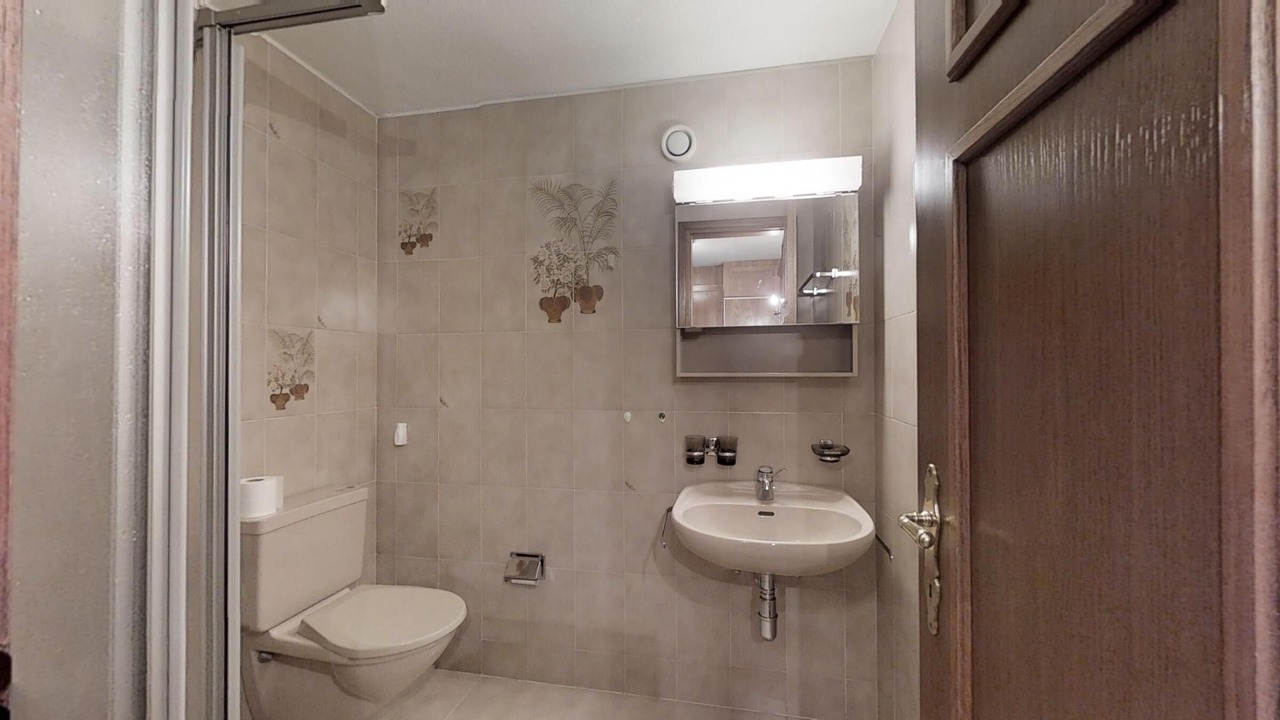 Photo of Bathroom in Silvaplana