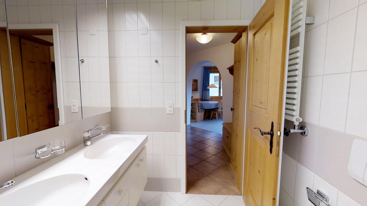 Photo of Bathroom in Silvaplana