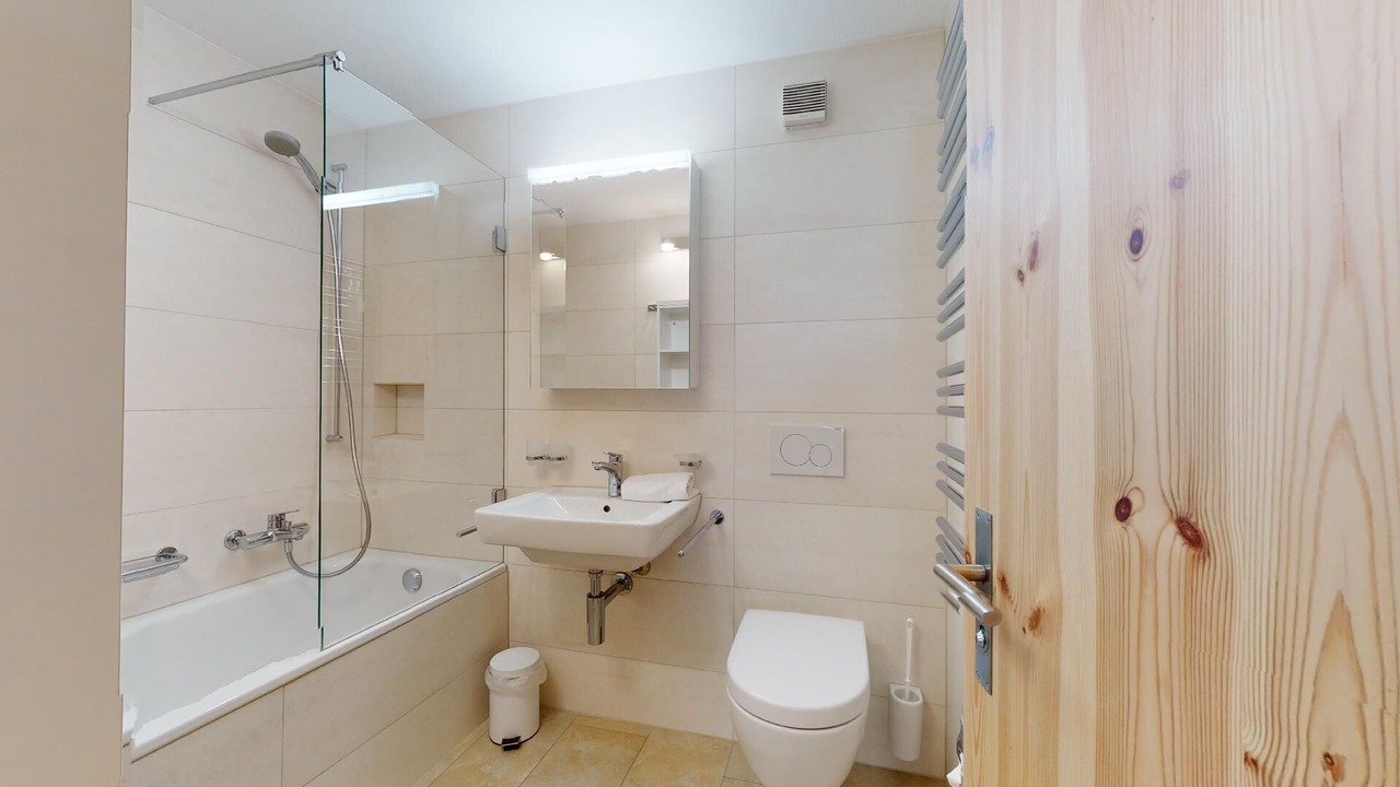 Photo of Bathroom in Surlej