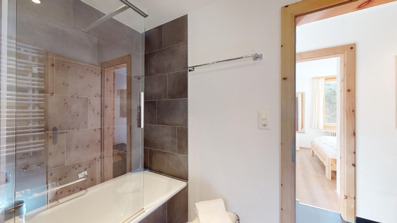 Photo of Bathroom in Surlej