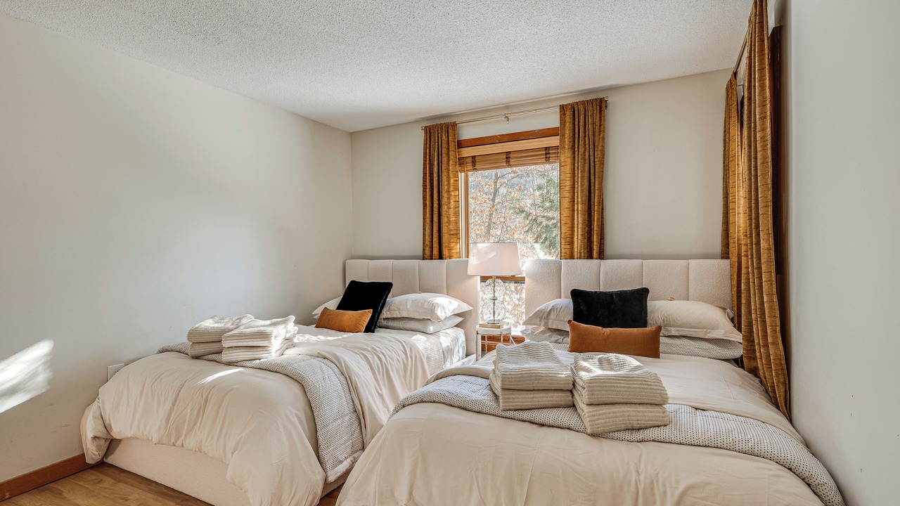 Photo of Others in Lincoln