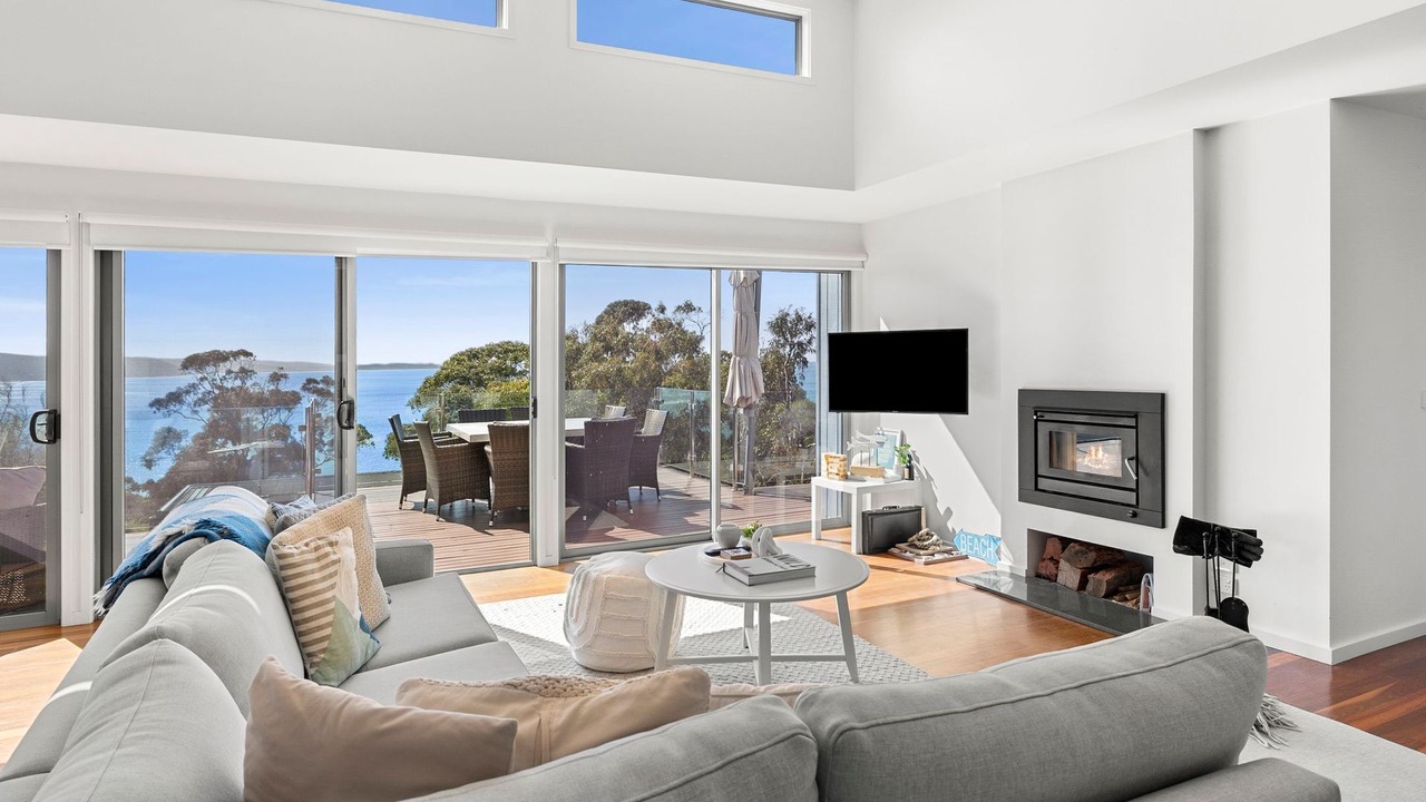 Photo of Livingroom in Lorne