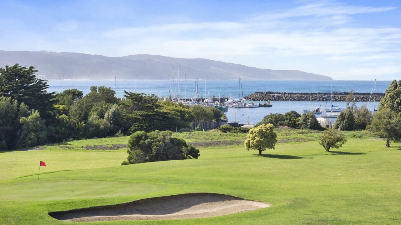 Photo of Others in Apollo Bay
