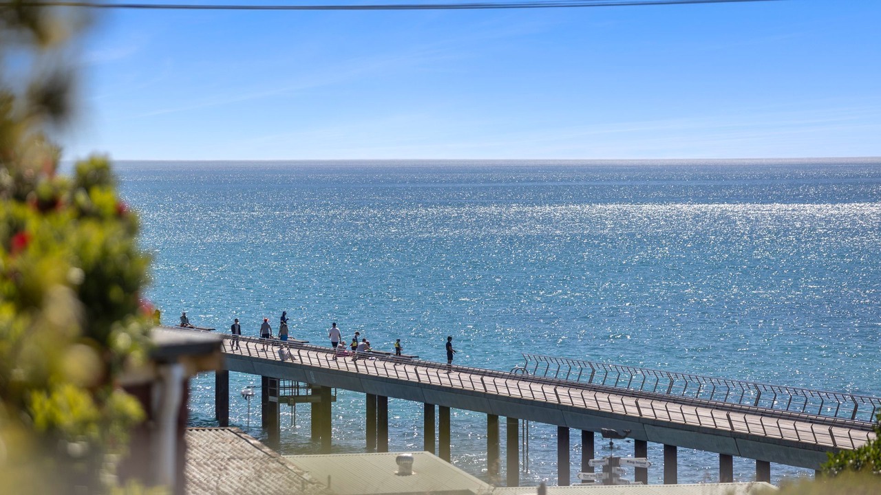 Photo of Others in Lorne