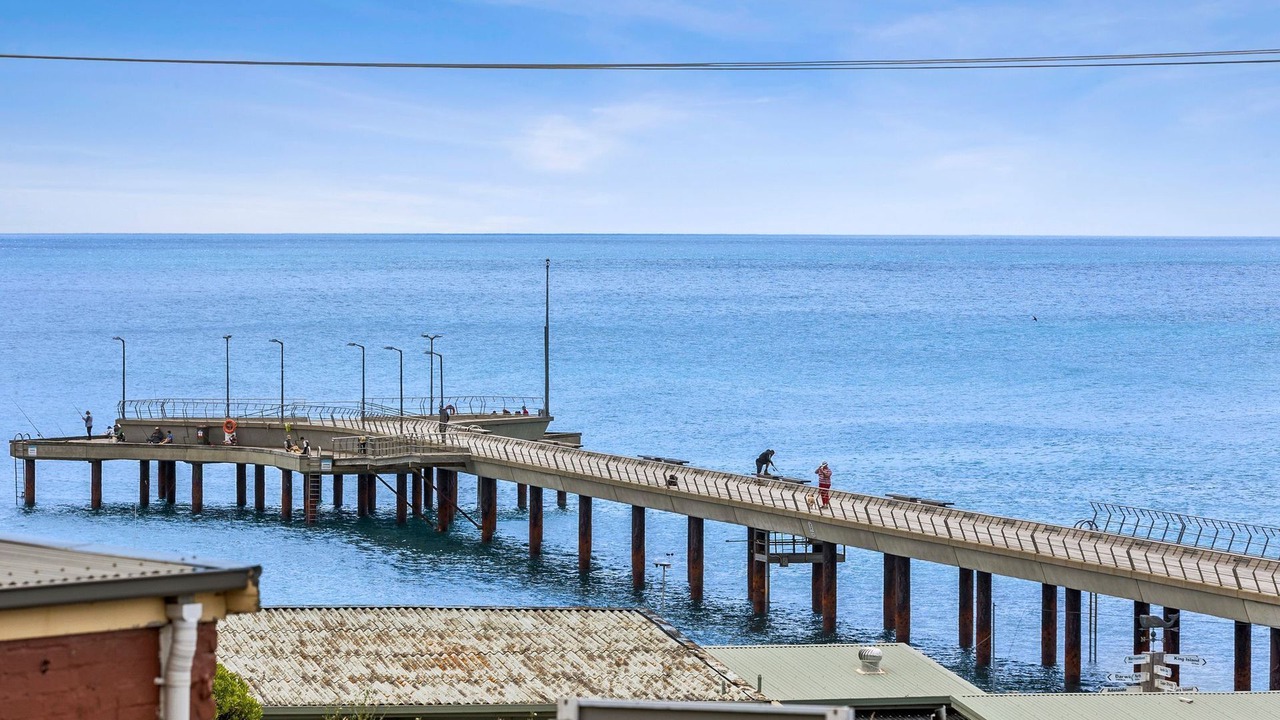 Photo of Others in Lorne