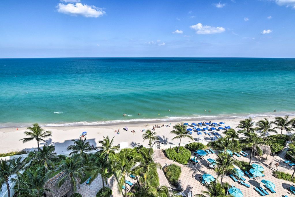 Photo of Others in Hollywood South Central Beach